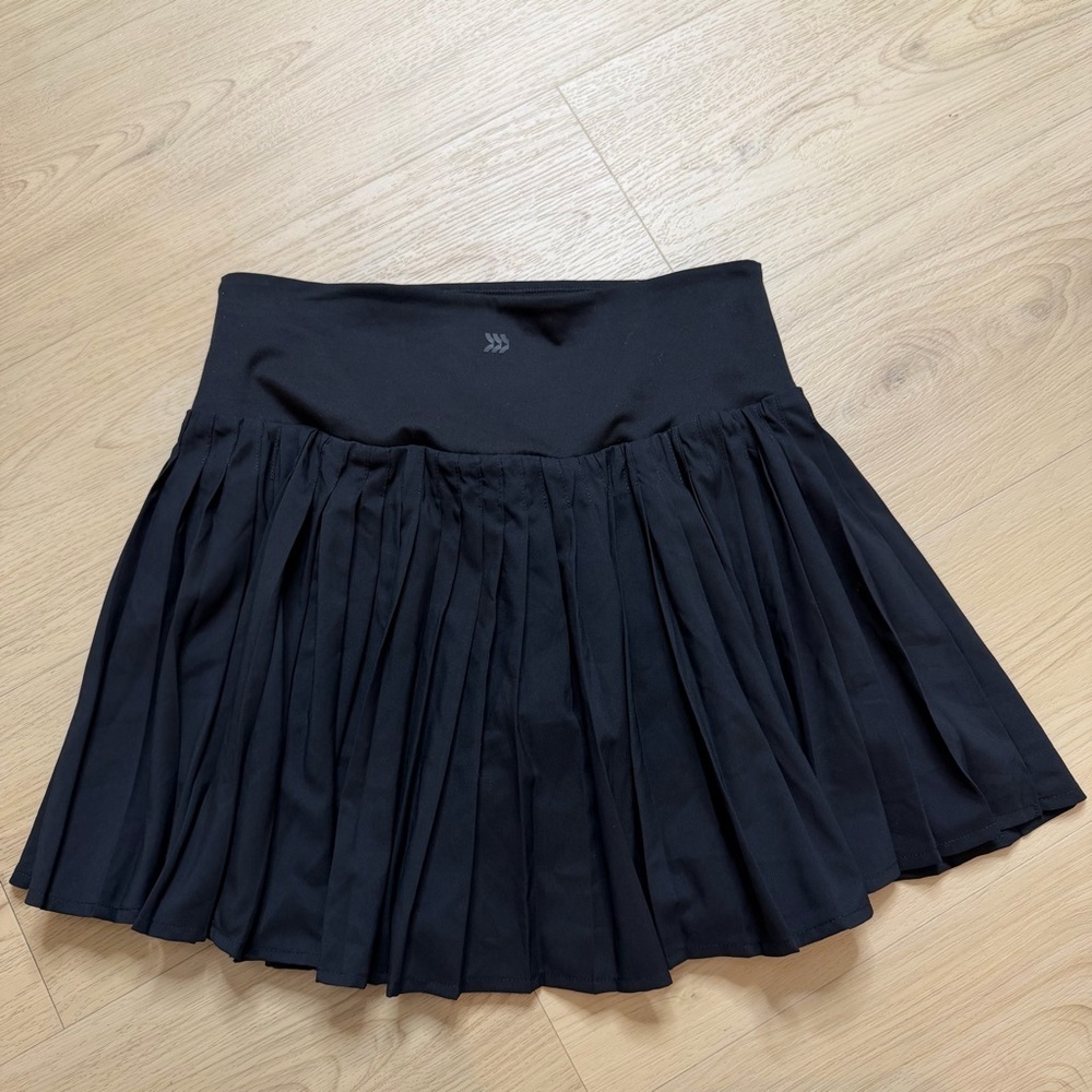 All In Motion black pleated tennis Skort - Picture 2 of 4